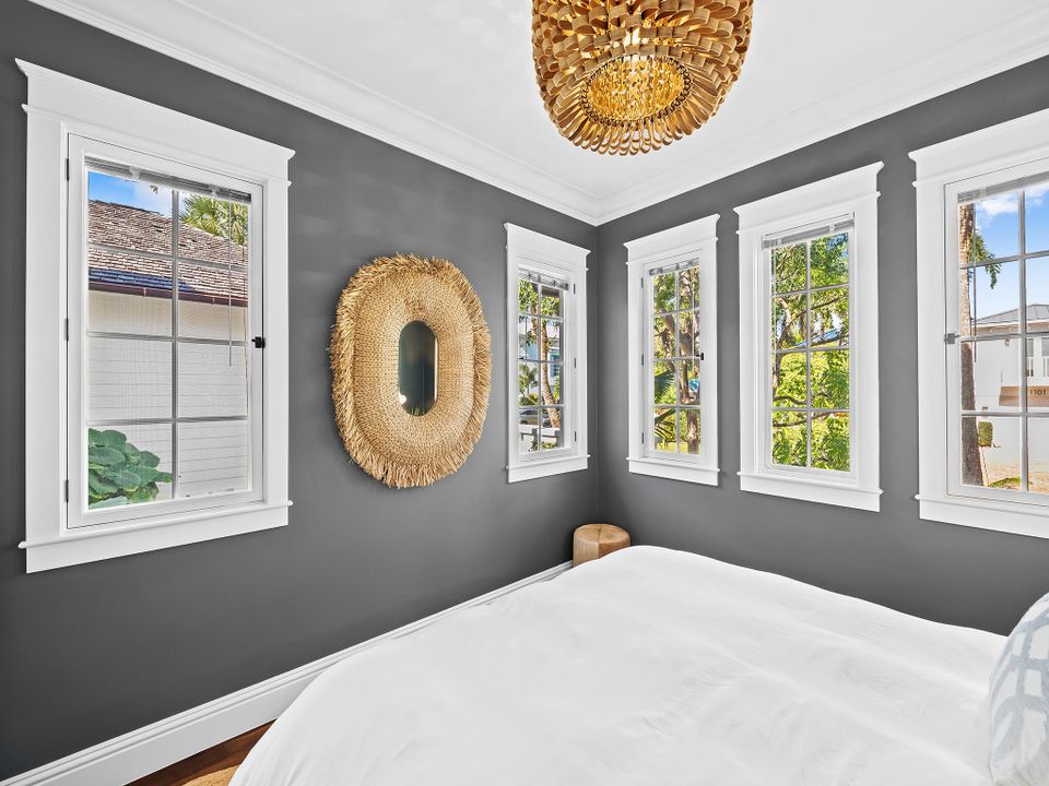 En Venta: $5,499,000 (4 camas, 3 baños, 2411 Pies cuadrados)