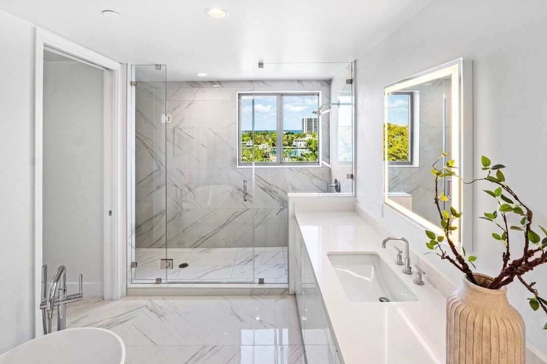 For Sale: $3,650,000 (4 beds, 4 baths, 3458 Square Feet)