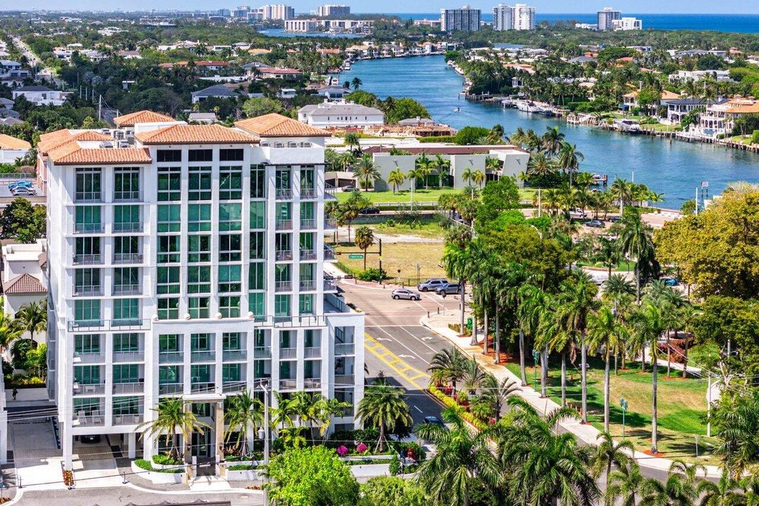 For Sale: $3,650,000 (4 beds, 4 baths, 3458 Square Feet)