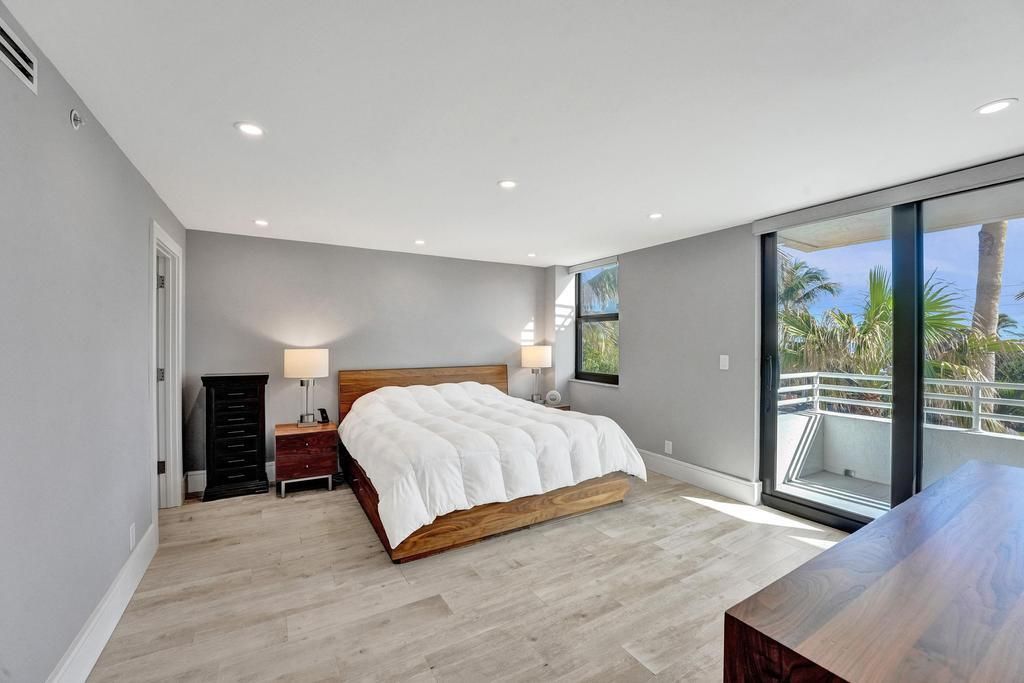 待售: $1,195,000 (2 贝兹, 2 浴室, 1830 平方英尺)