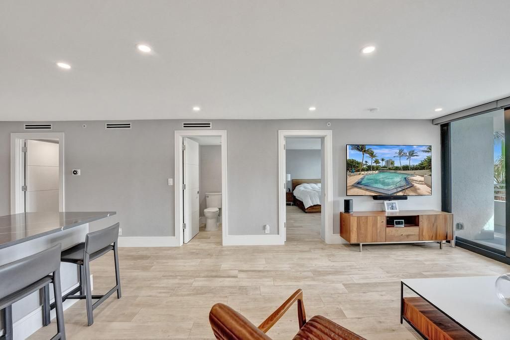 待售: $1,195,000 (2 贝兹, 2 浴室, 1830 平方英尺)