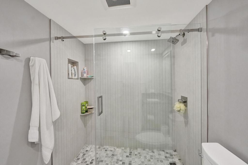 待售: $1,195,000 (2 贝兹, 2 浴室, 1830 平方英尺)