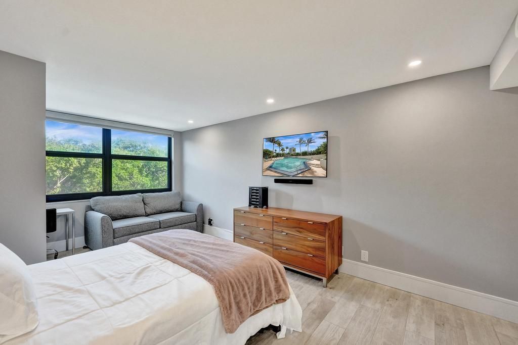 待售: $1,195,000 (2 贝兹, 2 浴室, 1830 平方英尺)