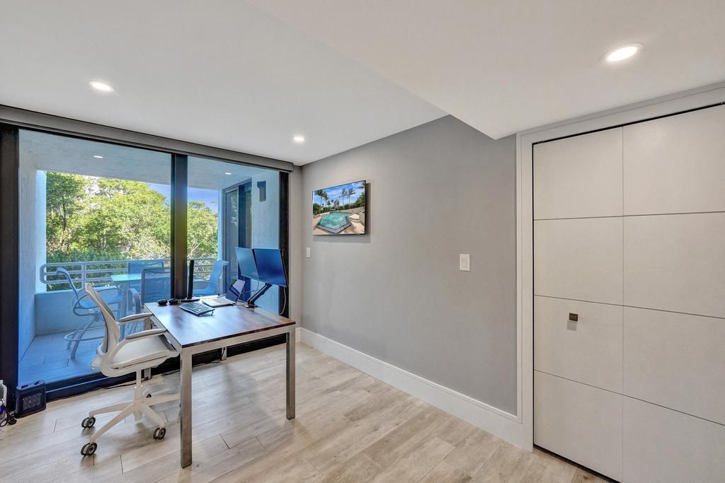 待售: $1,195,000 (2 贝兹, 2 浴室, 1830 平方英尺)