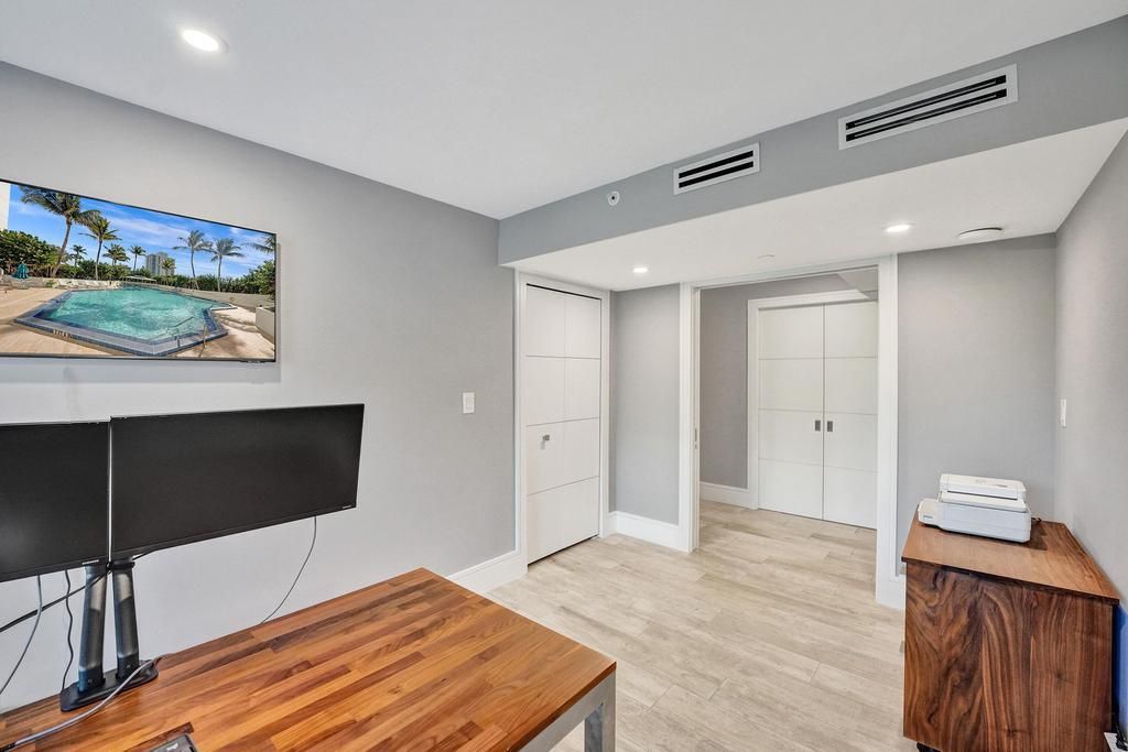 待售: $1,195,000 (2 贝兹, 2 浴室, 1830 平方英尺)