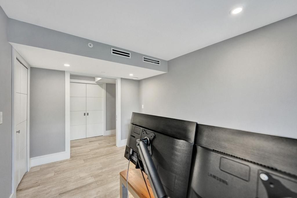 待售: $1,195,000 (2 贝兹, 2 浴室, 1830 平方英尺)