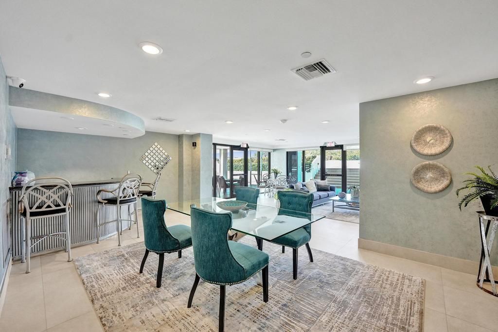 待售: $1,195,000 (2 贝兹, 2 浴室, 1830 平方英尺)