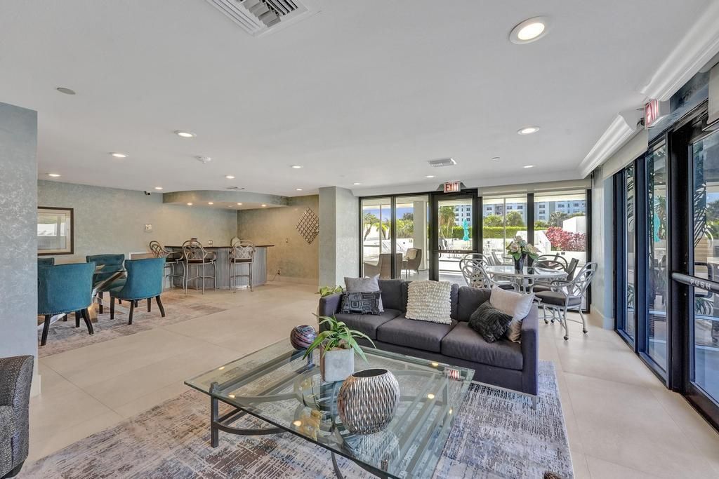 待售: $1,195,000 (2 贝兹, 2 浴室, 1830 平方英尺)