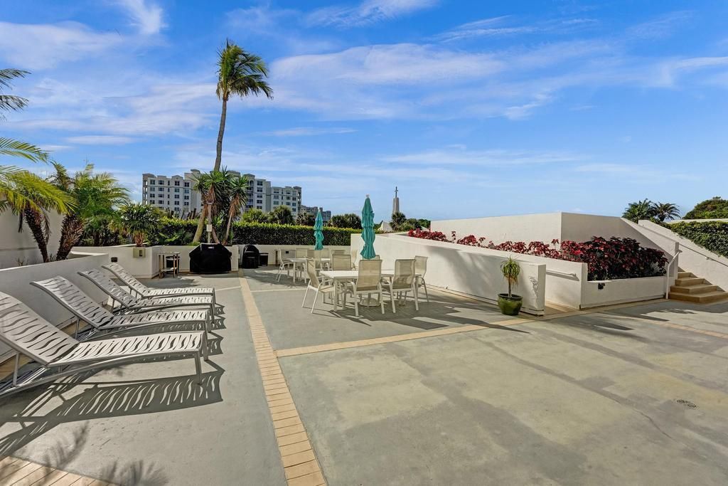 待售: $1,195,000 (2 贝兹, 2 浴室, 1830 平方英尺)