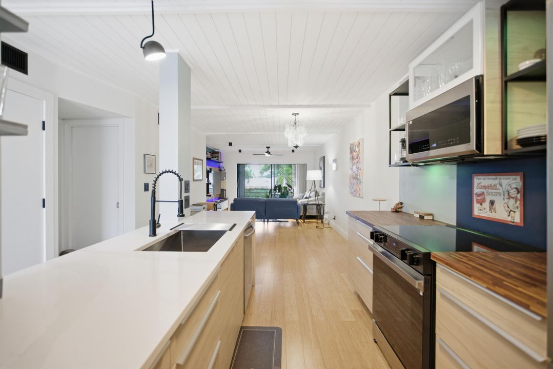 En Venta: $210,000 (2 camas, 2 baños, 1013 Pies cuadrados)