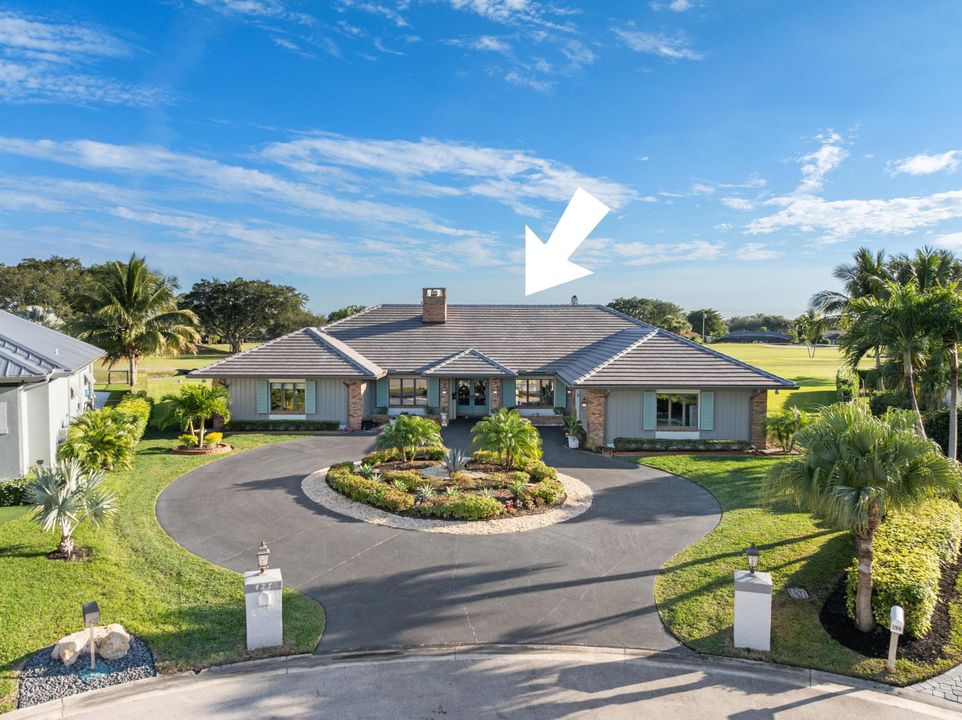 For Sale: $1,775,000 (4 beds, 3 baths, 3907 Square Feet)