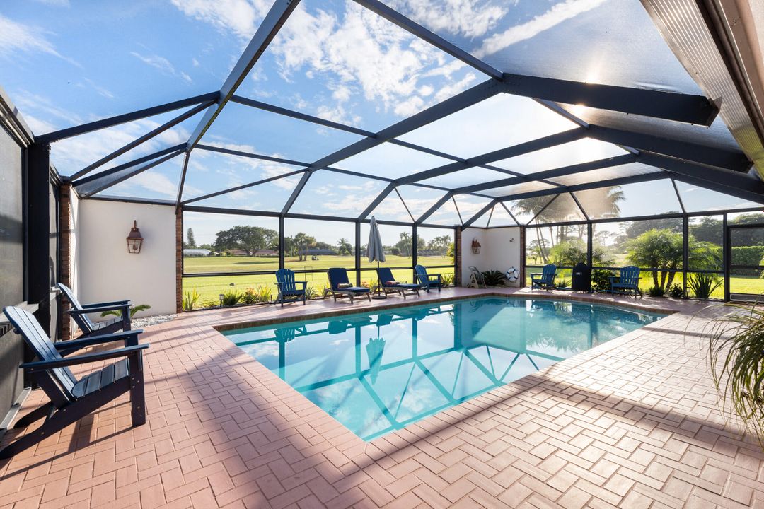 For Sale: $1,775,000 (4 beds, 3 baths, 3907 Square Feet)