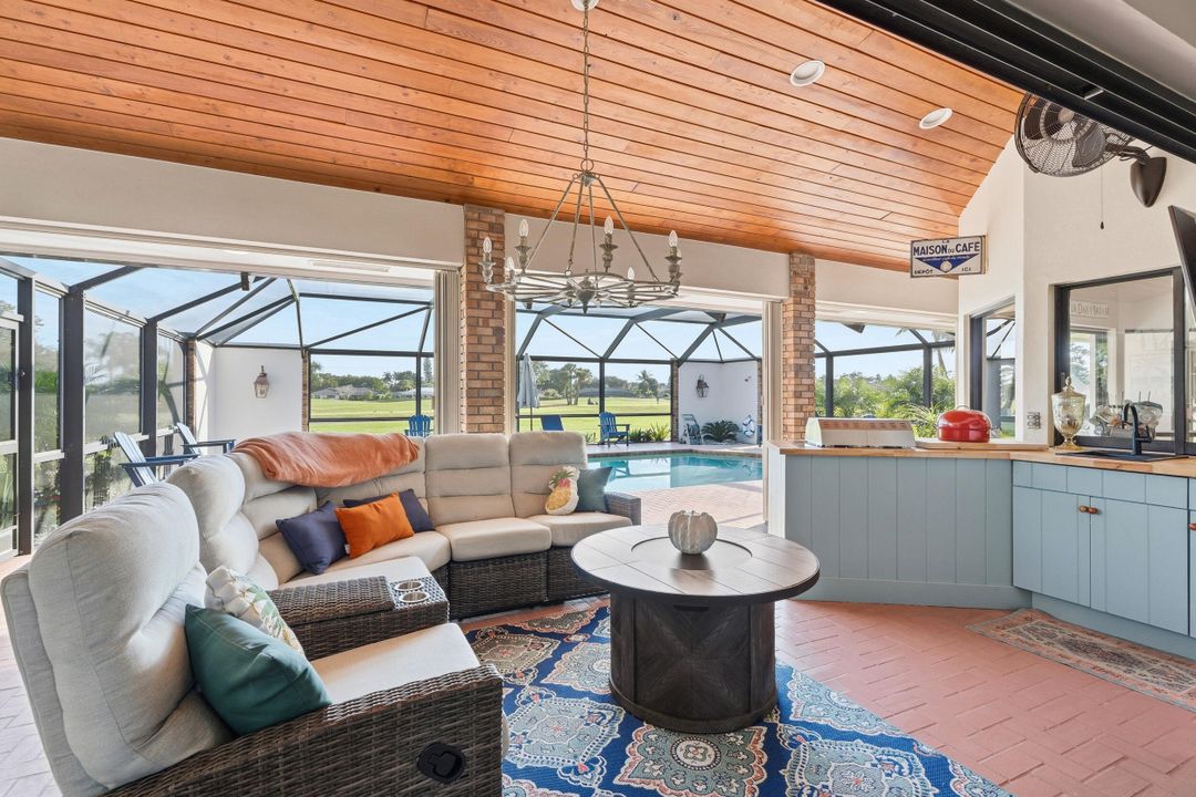 For Sale: $1,775,000 (4 beds, 3 baths, 3907 Square Feet)