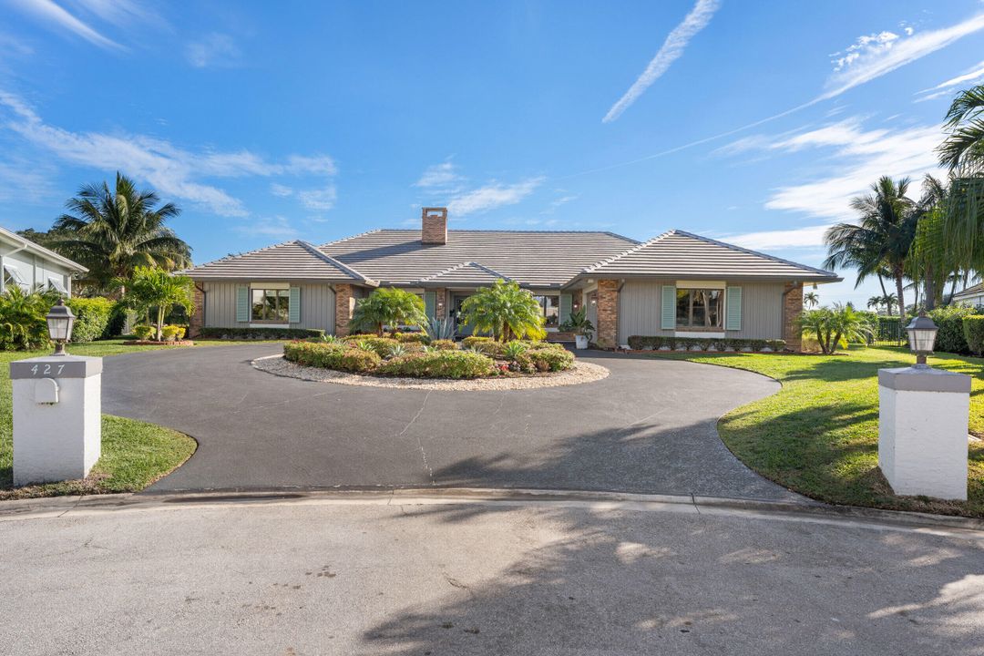 For Sale: $1,775,000 (4 beds, 3 baths, 3907 Square Feet)