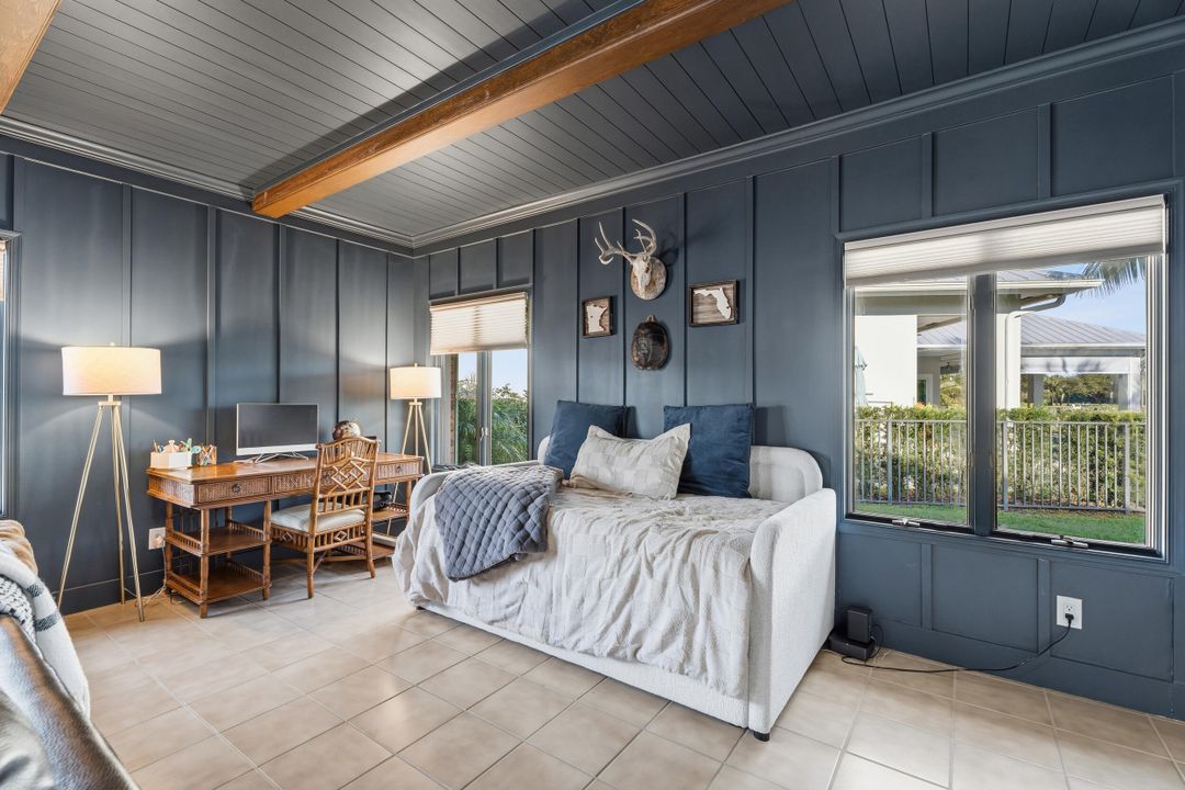 For Sale: $1,775,000 (4 beds, 3 baths, 3907 Square Feet)