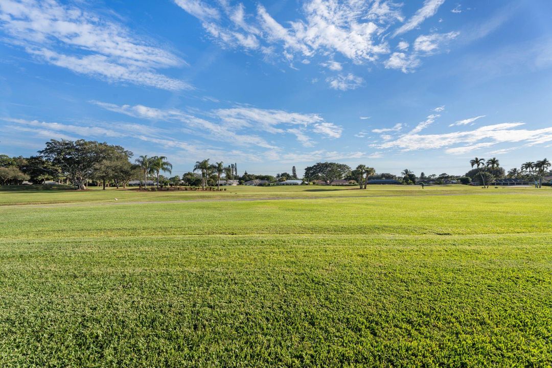 For Sale: $1,775,000 (4 beds, 3 baths, 3907 Square Feet)