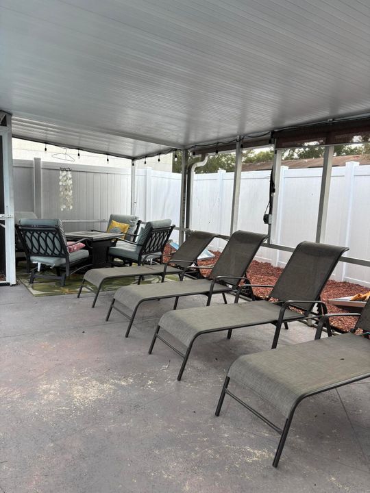 For Sale: $670,000 (4 beds, 3 baths, 2460 Square Feet)