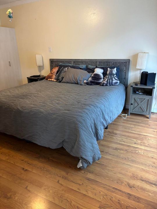 For Sale: $670,000 (4 beds, 3 baths, 2460 Square Feet)