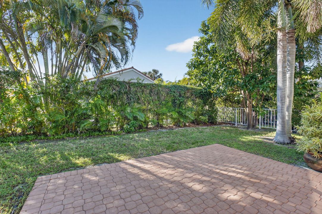 En Venta: $670,000 (3 camas, 2 baños, 1609 Pies cuadrados)