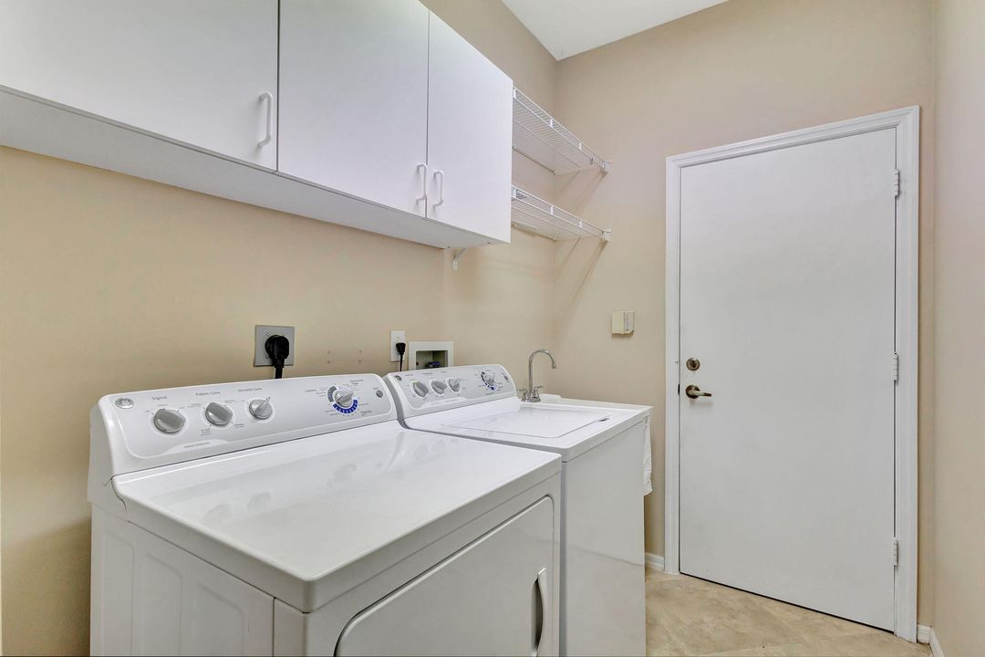 For Rent: $5,000 (4 beds, 3 baths, 2595 Square Feet)