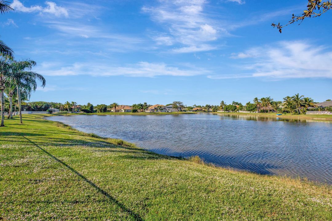 For Rent: $5,000 (4 beds, 3 baths, 2595 Square Feet)