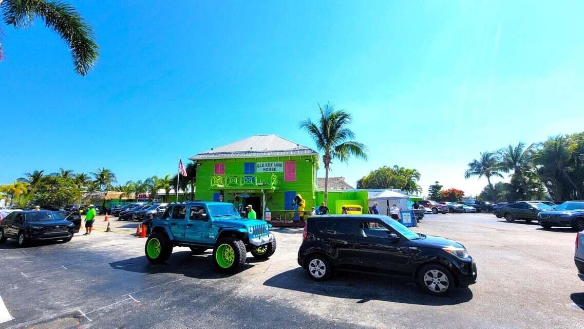 出租: $1,900 (2 贝兹, 2 浴室, 1029 平方英尺)