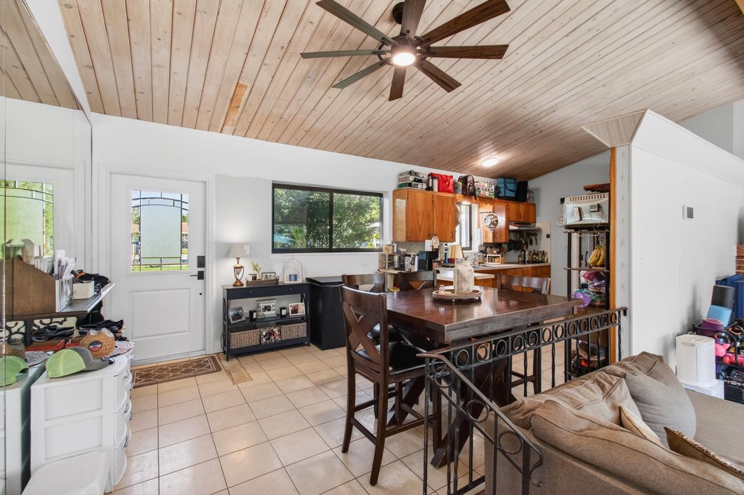 For Sale: $549,000 (3 beds, 2 baths, 1653 Square Feet)