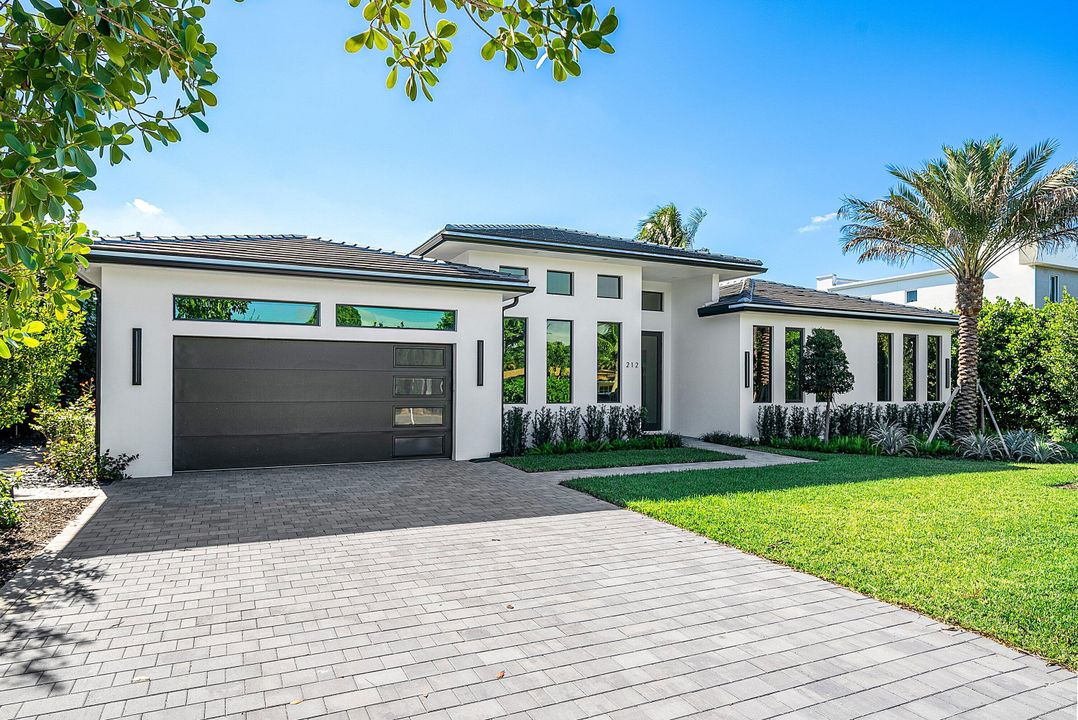 待售: $4,750,000 (4 贝兹, 4 浴室, 4269 平方英尺)