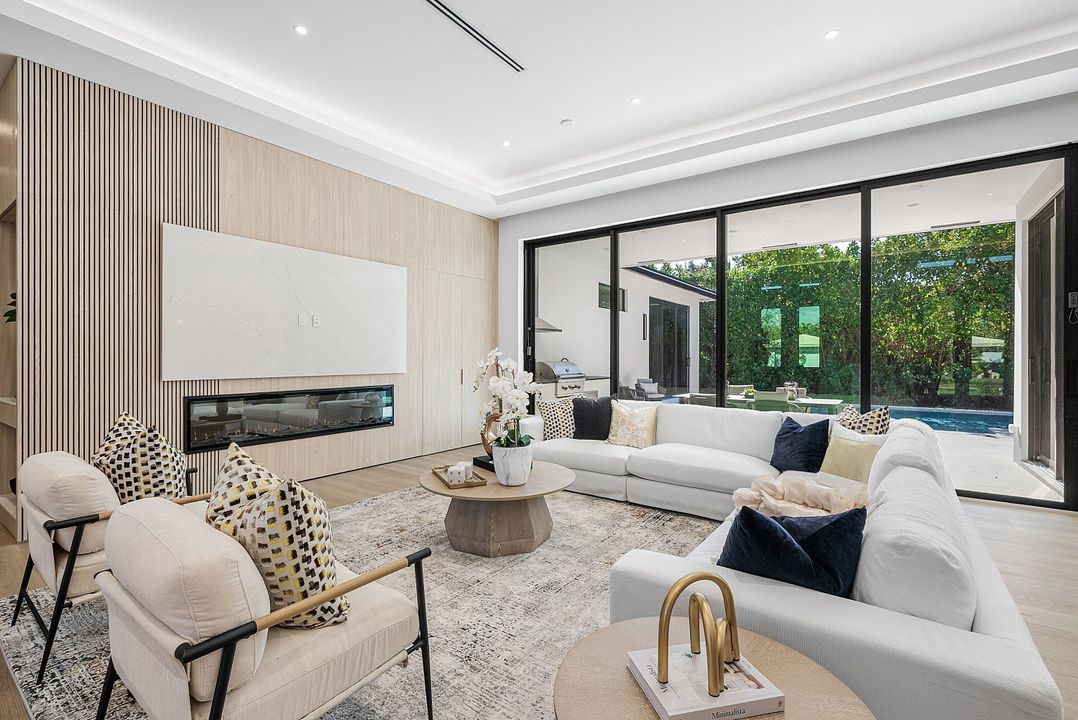 待售: $4,750,000 (4 贝兹, 4 浴室, 4269 平方英尺)