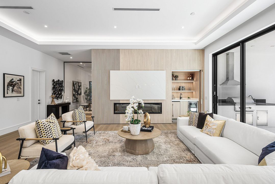 待售: $4,750,000 (4 贝兹, 4 浴室, 4269 平方英尺)