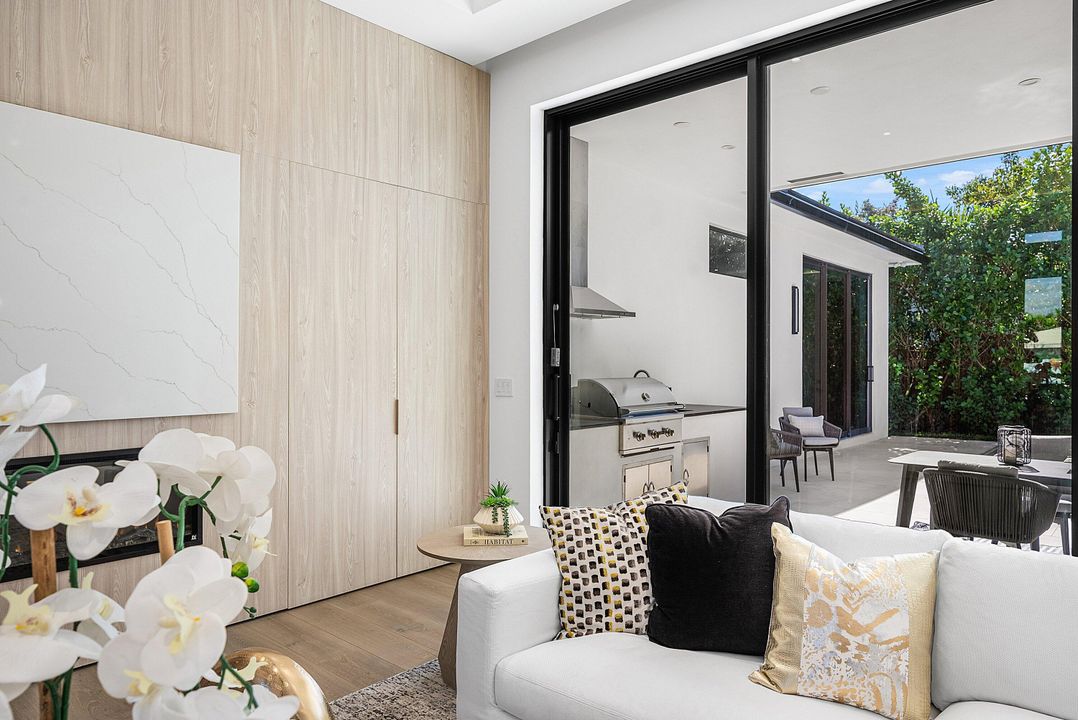 待售: $4,750,000 (4 贝兹, 4 浴室, 4269 平方英尺)