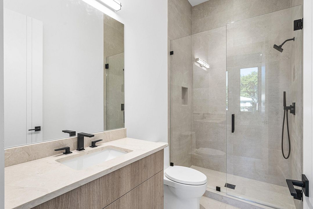 待售: $4,750,000 (4 贝兹, 4 浴室, 4269 平方英尺)