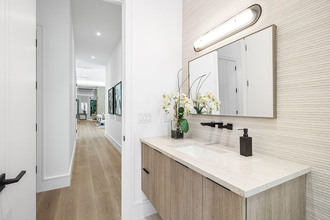 待售: $4,750,000 (4 贝兹, 4 浴室, 4269 平方英尺)