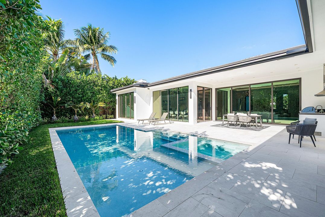 待售: $4,750,000 (4 贝兹, 4 浴室, 4269 平方英尺)