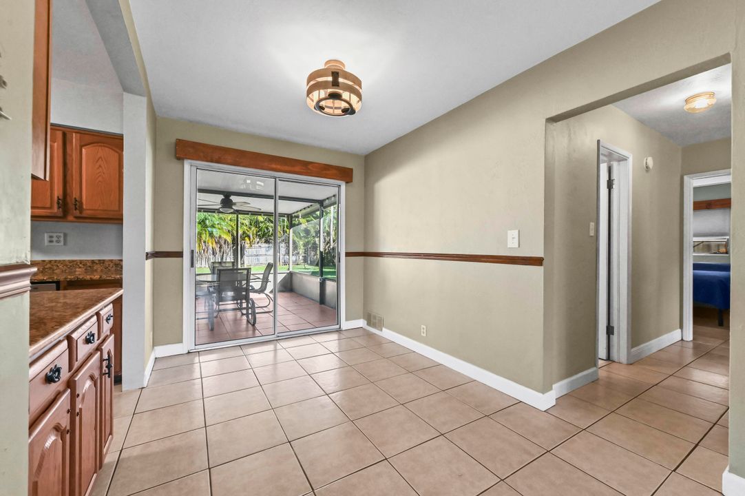 На продажу: $539,900 (3 спален, 2 ванн, 1384 Квадратных фут)