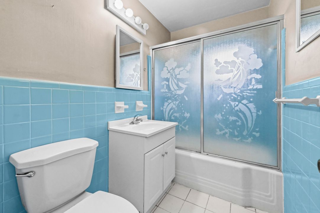 На продажу: $539,900 (3 спален, 2 ванн, 1384 Квадратных фут)