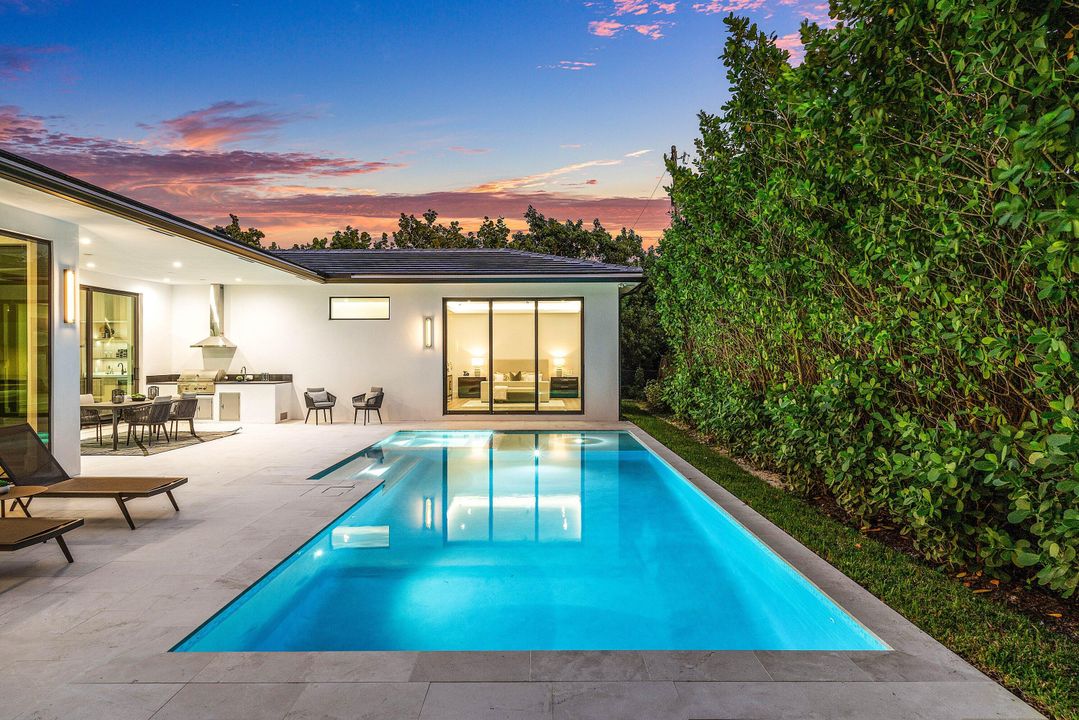 待售: $4,750,000 (4 贝兹, 4 浴室, 4269 平方英尺)