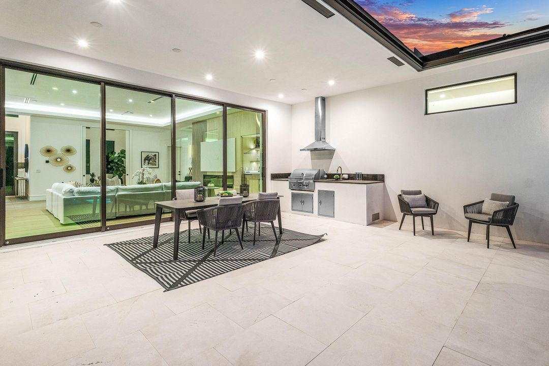 待售: $4,750,000 (4 贝兹, 4 浴室, 4269 平方英尺)