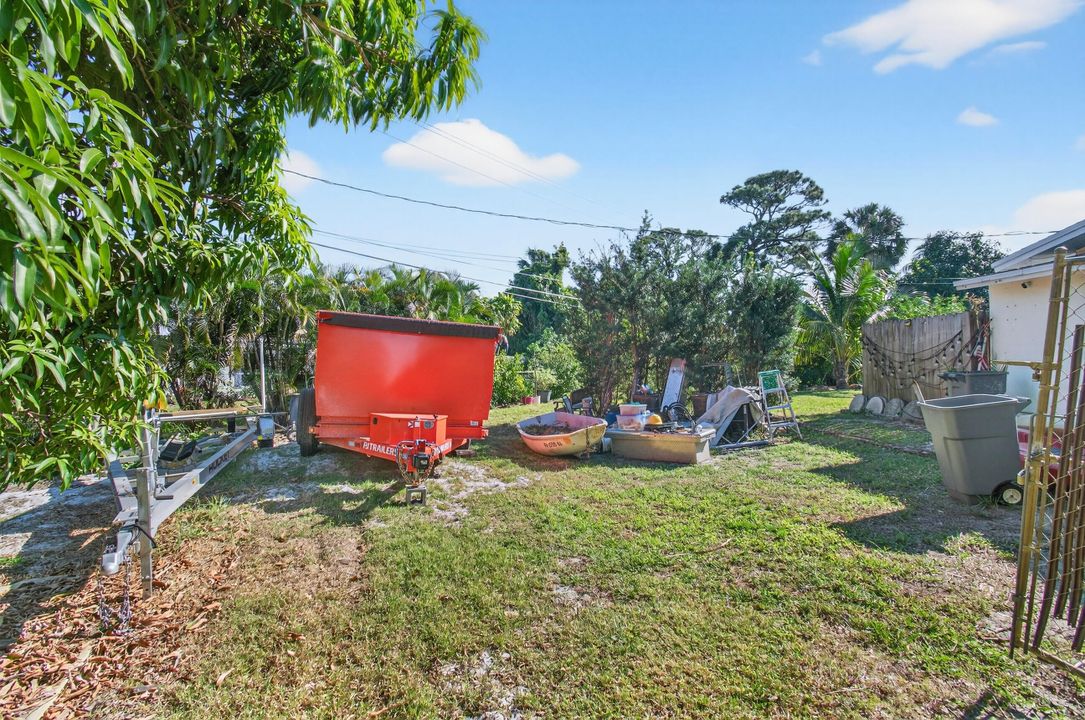 For Sale: $549,000 (3 beds, 2 baths, 1653 Square Feet)