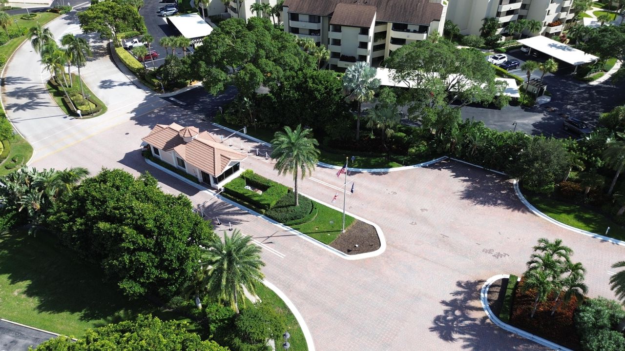 For Rent: $3,950 (2 beds, 2 baths, 1683 Square Feet)