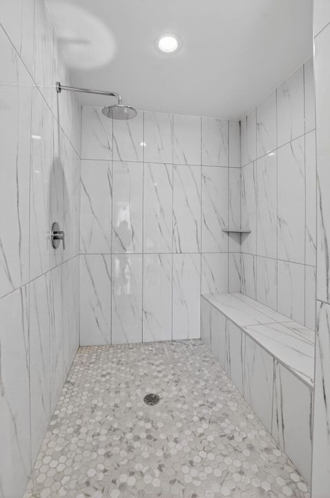 В аренду: $3,900 (3 спален, 2 ванн, 1387 Квадратных фут)