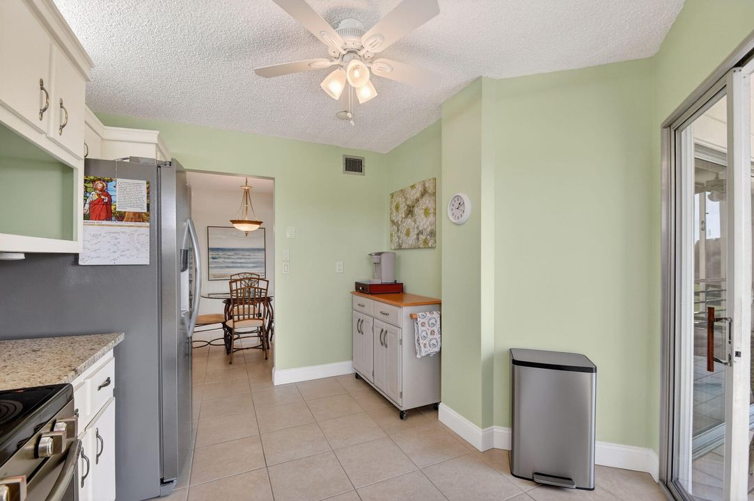 En Venta: $159,000 (2 camas, 2 baños, 1100 Pies cuadrados)