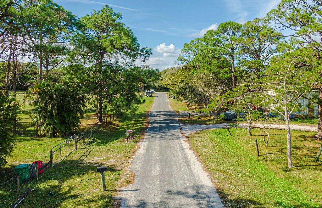 На продажу: $212,000 (3 спален, 1 ванн, 1192 Квадратных фут)