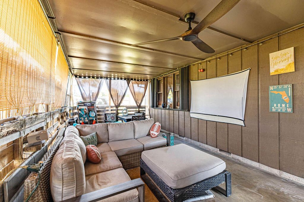 На продажу: $212,000 (3 спален, 1 ванн, 1192 Квадратных фут)