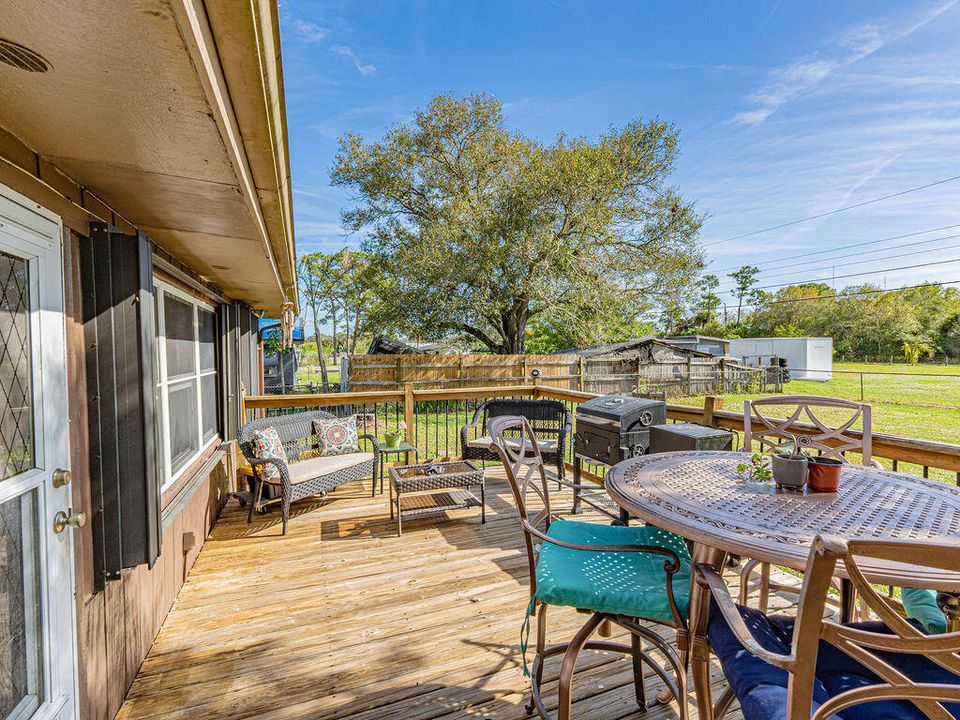 На продажу: $212,000 (3 спален, 1 ванн, 1192 Квадратных фут)