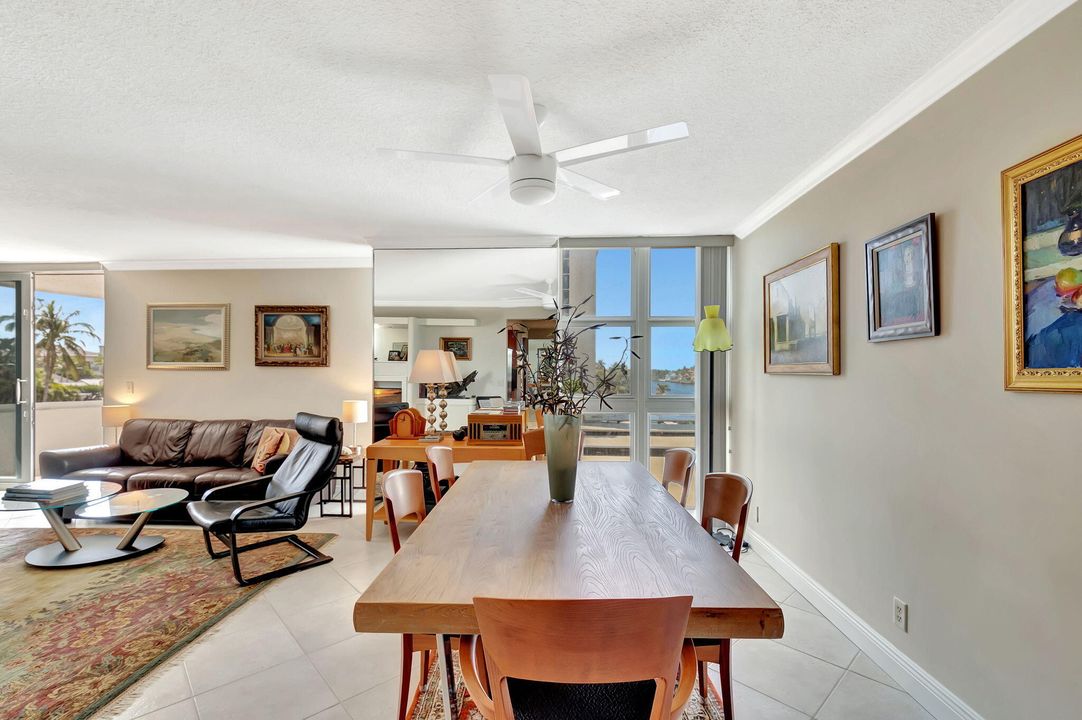 En Venta: $574,000 (2 camas, 2 baños, 1482 Pies cuadrados)