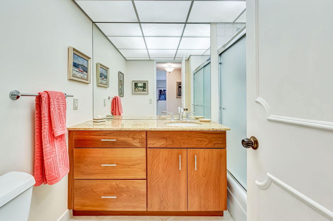 En Venta: $574,000 (2 camas, 2 baños, 1482 Pies cuadrados)