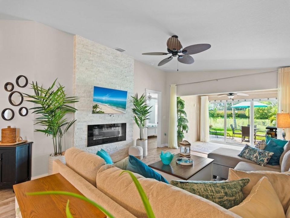 В аренду: $2,700 (3 спален, 2 ванн, 1540 Квадратных фут)