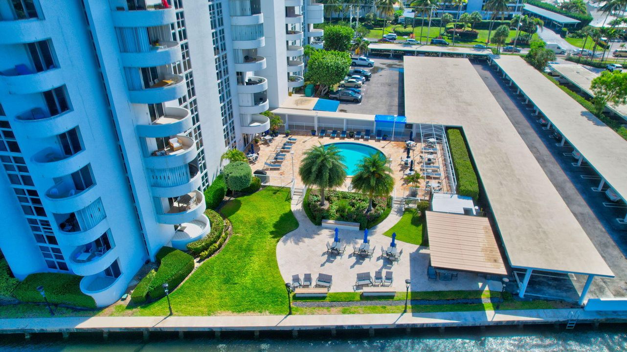 En Venta: $574,000 (2 camas, 2 baños, 1482 Pies cuadrados)