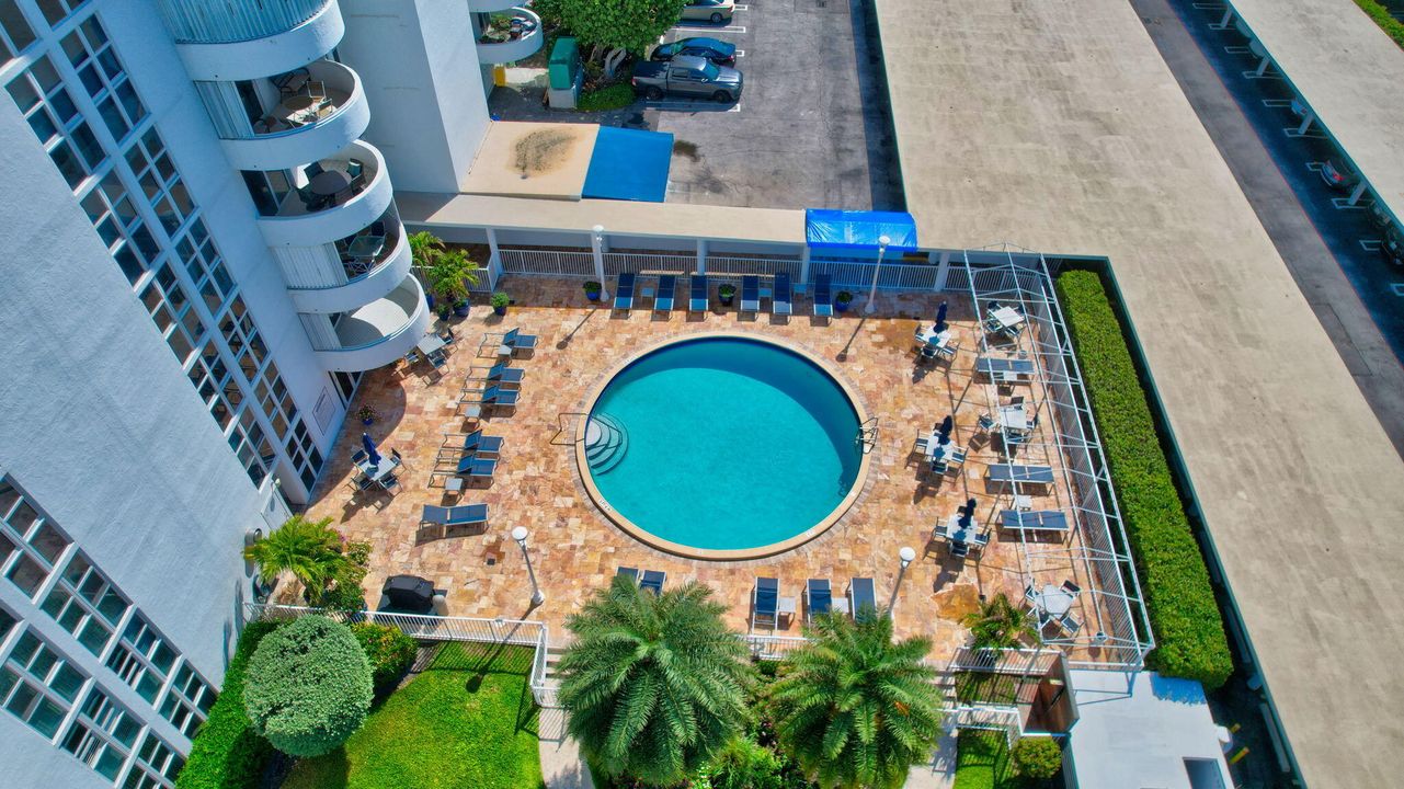 En Venta: $574,000 (2 camas, 2 baños, 1482 Pies cuadrados)